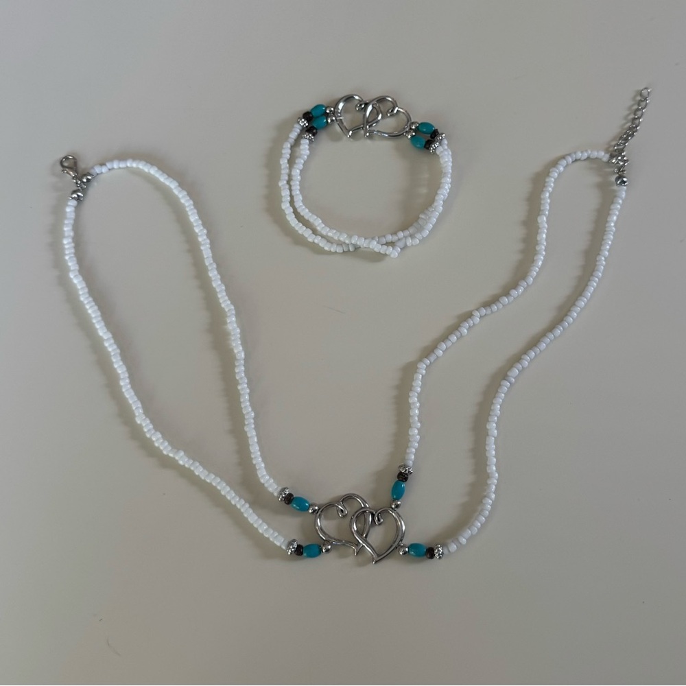SHEIN White and Blue Necklace Elegant Jewelry